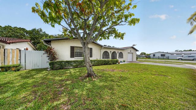 10774 SW 175th Terrace, Miami, FL 33157