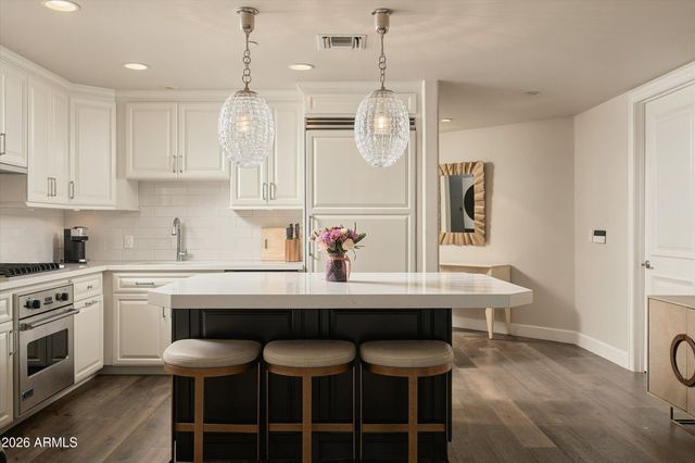 7175 E CAMELBACK Road E 107, Scottsdale, AZ 85251