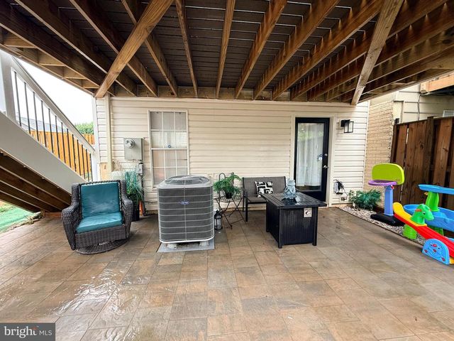 43962 MINTHILL TER, Ashburn, VA 20147