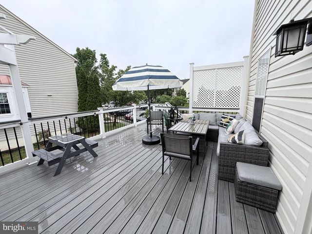 43962 MINTHILL TER, Ashburn, VA 20147