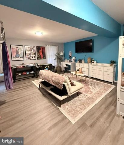 43962 MINTHILL TER, Ashburn, VA 20147