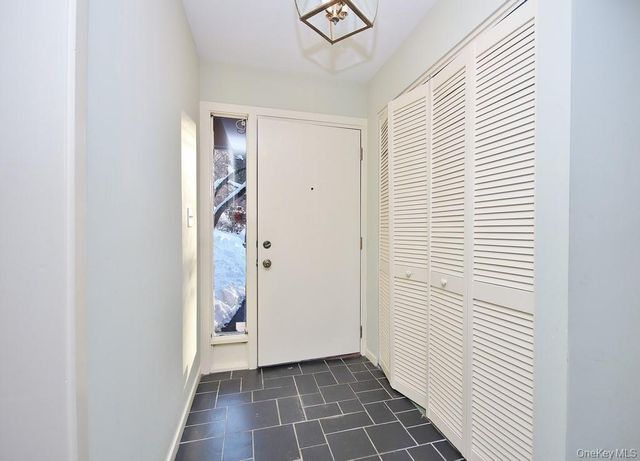 383 Martling Avenue, Tarrytown, NY 10591