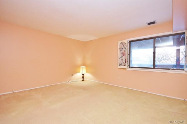 383 Martling Avenue, Tarrytown, NY 10591