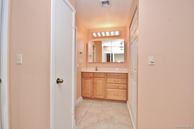 383 Martling Avenue, Tarrytown, NY 10591