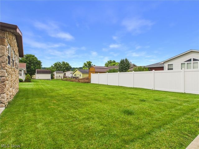 2200 Capital Drive, Parkersburg, WV 26101