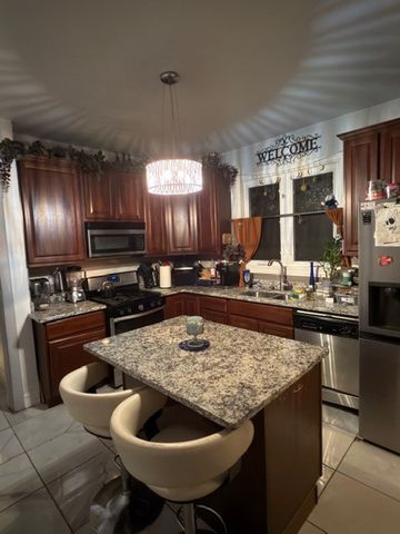 1842 S 61st Court, Cicero, IL 60804