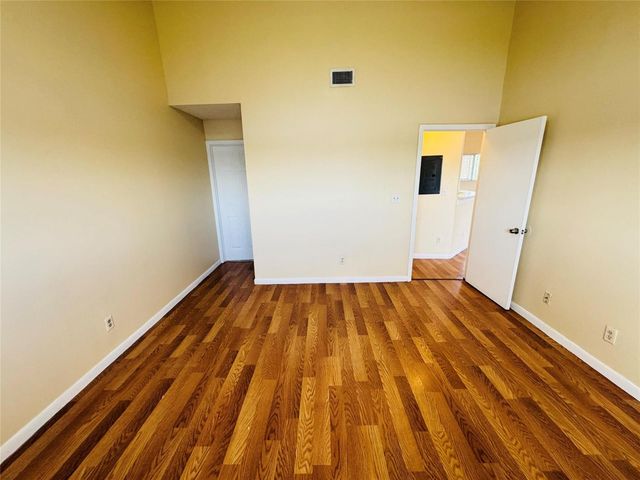 3449 NW 44th Street 202, Lauderdale Lakes, FL 33309