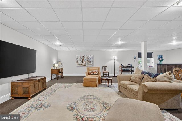 13 MEADOW VIEW LN, Malvern, PA 19355