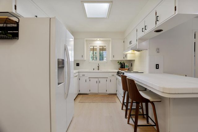 2442 Corbin Ln, Lodi, CA 95242