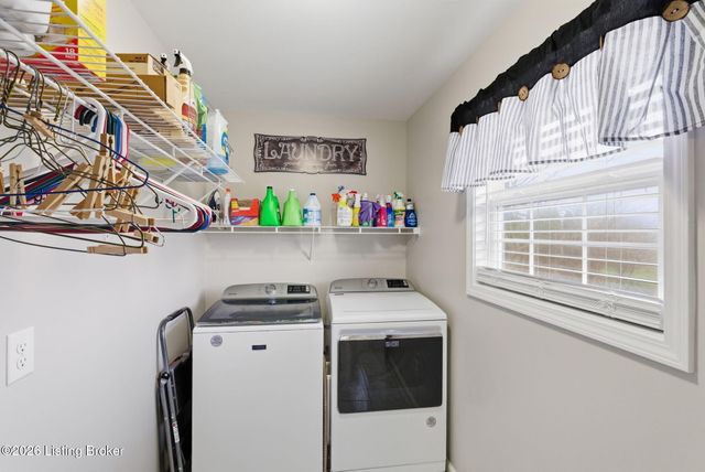 100 Andrew Ct, Lancaster, KY 40444