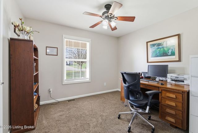 100 Andrew Ct, Lancaster, KY 40444