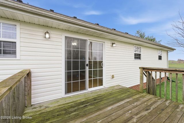 100 Andrew Ct, Lancaster, KY 40444