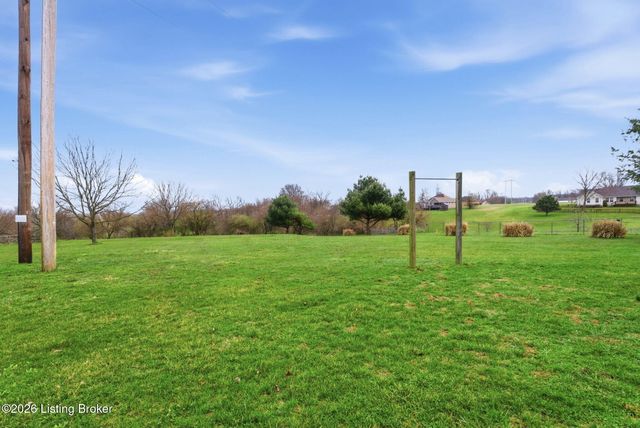 100 Andrew Ct, Lancaster, KY 40444