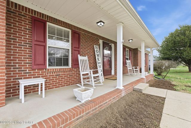 100 Andrew Ct, Lancaster, KY 40444