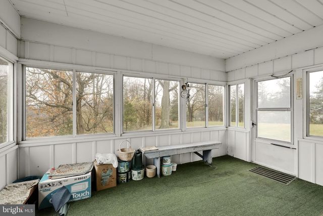 555 LINCOLN DR, Wernersville, PA 19565