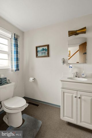 555 LINCOLN DR, Wernersville, PA 19565