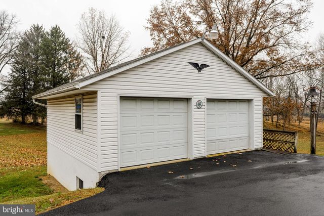 555 LINCOLN DR, Wernersville, PA 19565