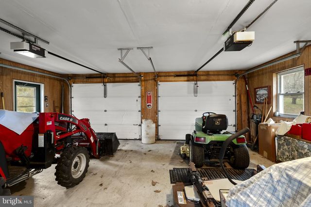 555 LINCOLN DR, Wernersville, PA 19565