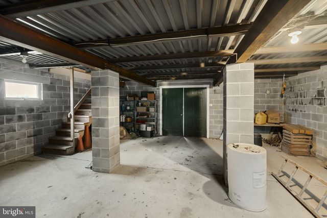 555 LINCOLN DR, Wernersville, PA 19565