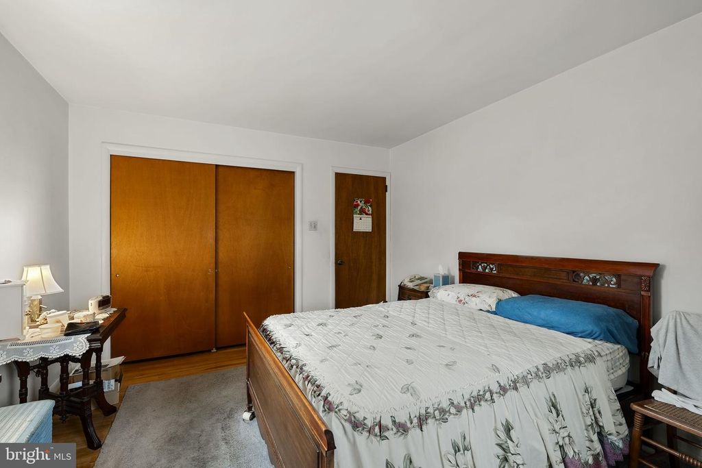 Image 33 of property listing at 555 LINCOLN DR, Wernersville, PA 19565