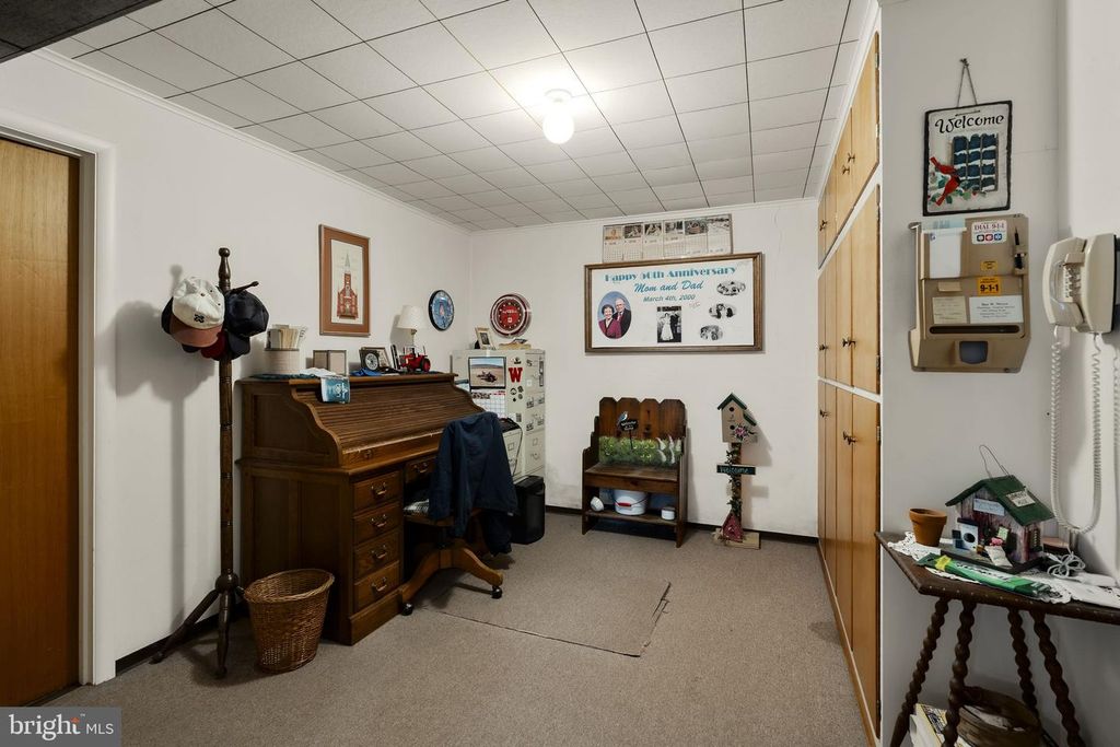 Image 41 of property listing at 555 LINCOLN DR, Wernersville, PA 19565