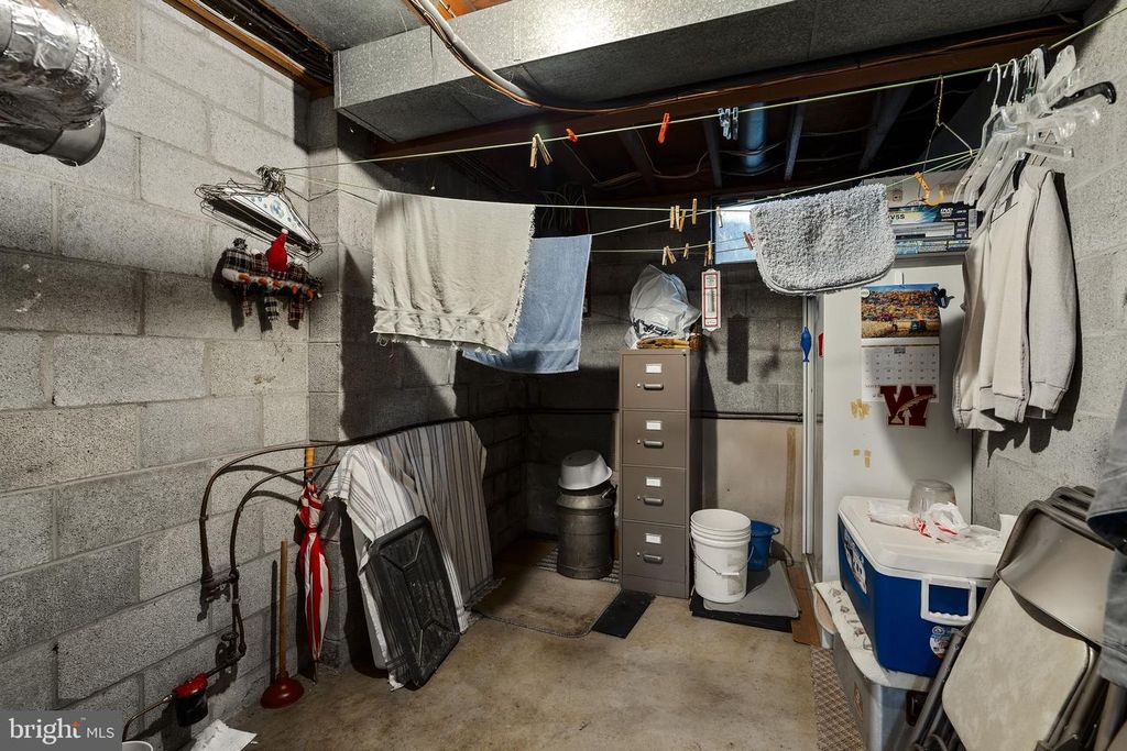 Image 47 of property listing at 555 LINCOLN DR, Wernersville, PA 19565