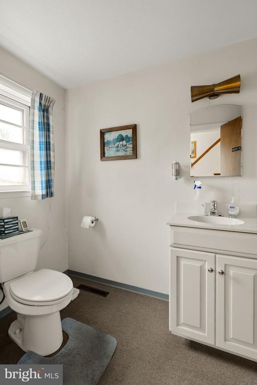 Image 51 of property listing at 555 LINCOLN DR, Wernersville, PA 19565