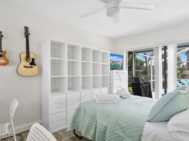 1941 NW 33rd Ct, Oakland Park, FL 33309