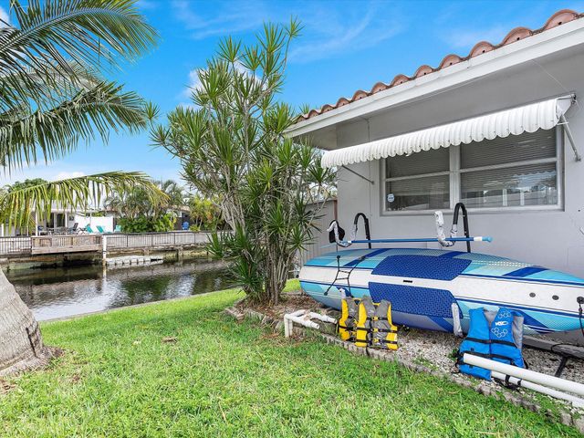 1941 NW 33rd Ct, Oakland Park, FL 33309