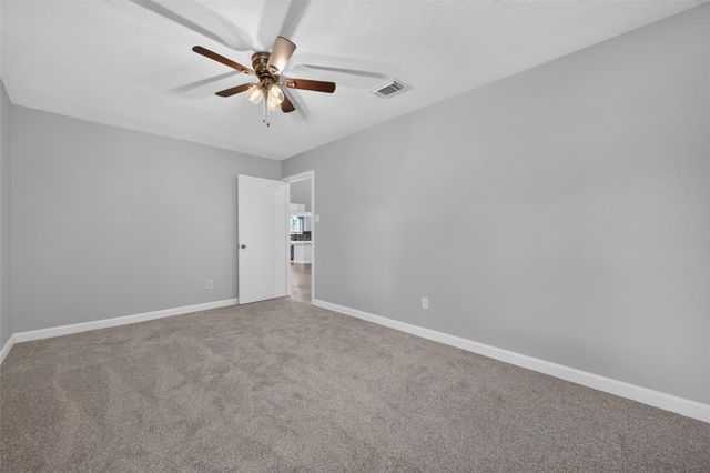 2450 Long Reach Drive, Sugar Land, TX 77478