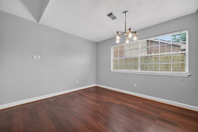 2450 Long Reach Drive, Sugar Land, TX 77478