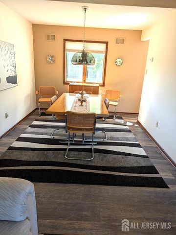 56 Wintergreen Avenue E, Edison, NJ 08820