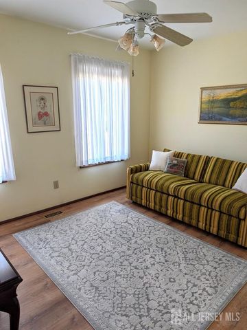 56 Wintergreen Avenue E, Edison, NJ 08820