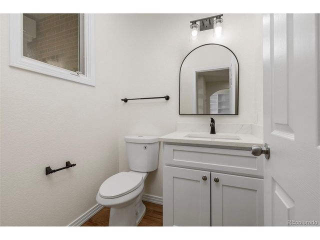 1732 E Phillips Ave, Littleton, CO 80122