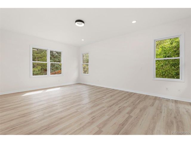 1732 E Phillips Ave, Littleton, CO 80122