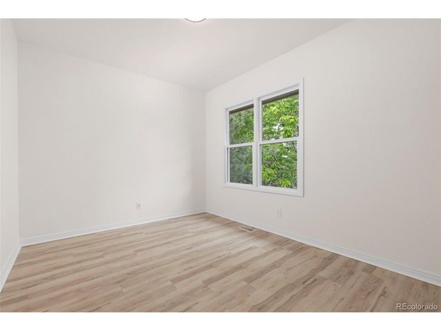 1732 E Phillips Ave, Littleton, CO 80122