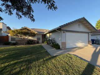 2023 Paul Avenue, Clovis, CA 93611