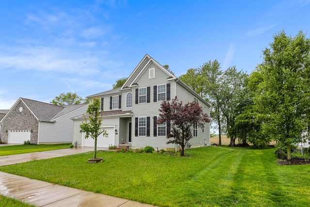 141 Mannaseh Drive W, Granville, OH 43023