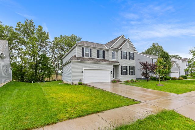 141 Mannaseh Drive W, Granville, OH 43023