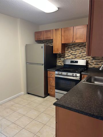 2 Bay Club Drive 1A, Bayside, NY 11360