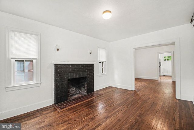 814 BROMPTON ST, Fredericksburg, VA 22401