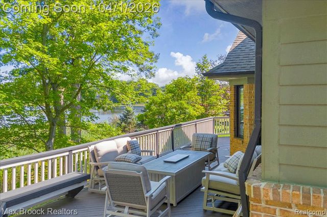 3370 Sutton Lane, Commerce Twp, MI 48390