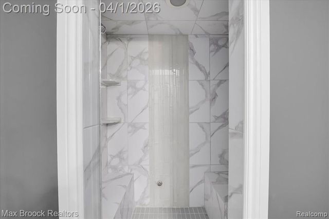 3370 Sutton Lane, Commerce Twp, MI 48390