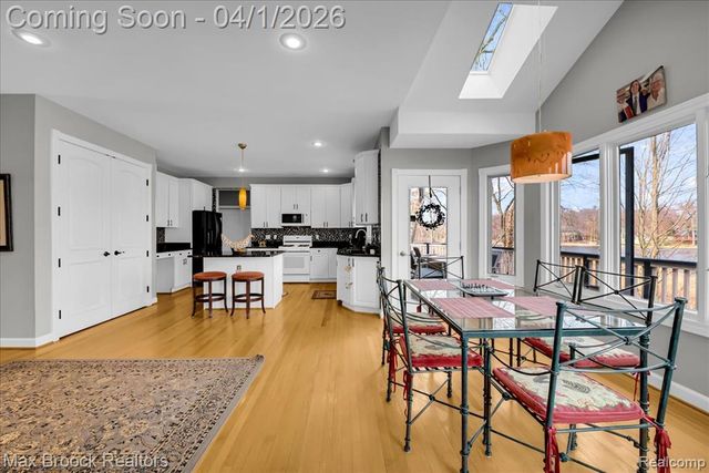 3370 Sutton Lane, Commerce Twp, MI 48390