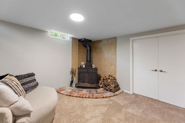 852 N Caddy Ln, Wichita, KS 67212