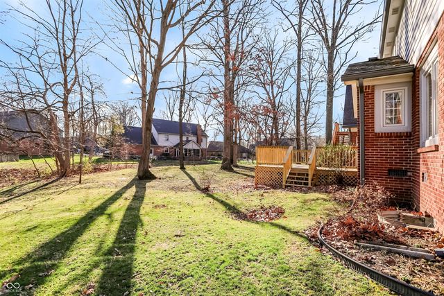 1146 Timber Grove Place, Beech Grove, IN 46107