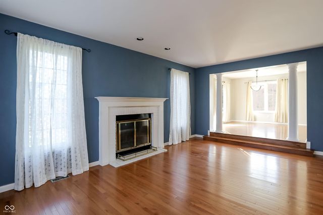 1146 Timber Grove Place, Beech Grove, IN 46107