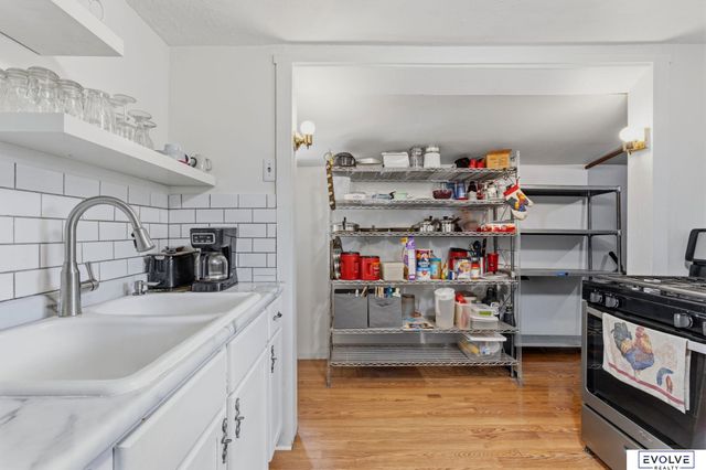 2408 Crawford Street, Bellevue, NE 68005