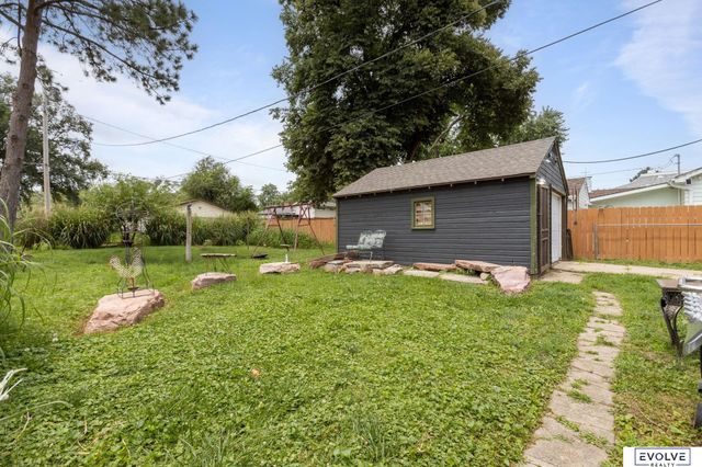2408 Crawford Street, Bellevue, NE 68005