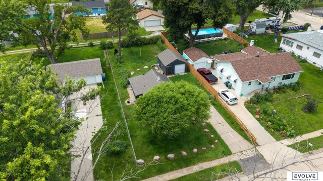 2408 Crawford Street, Bellevue, NE 68005